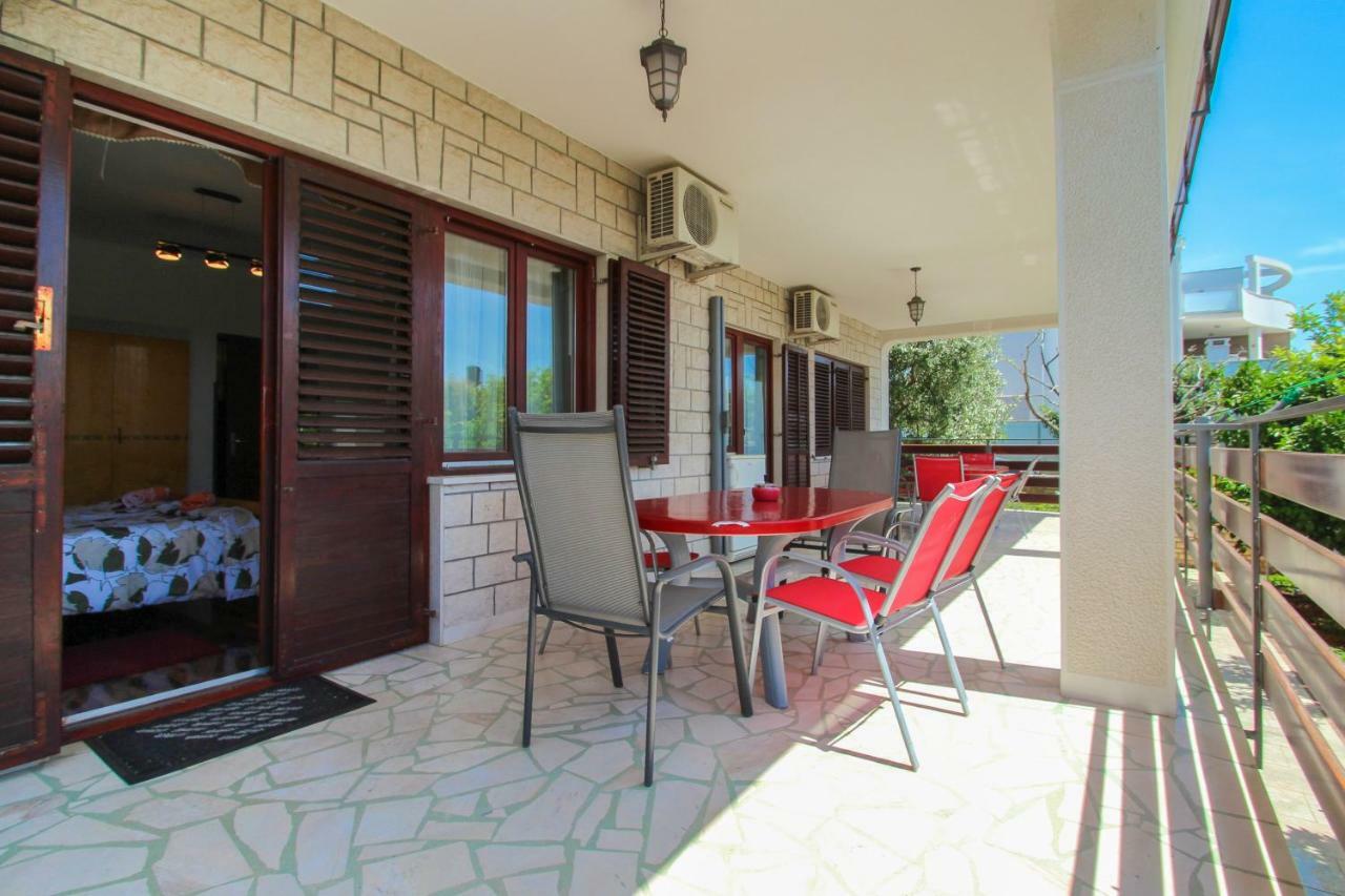 Zelena Oaza Apartment Novigrad  Ngoại thất bức ảnh